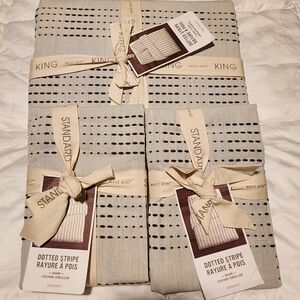 West Elm Dotted Stripe King Duvet + 2 Standard Shams